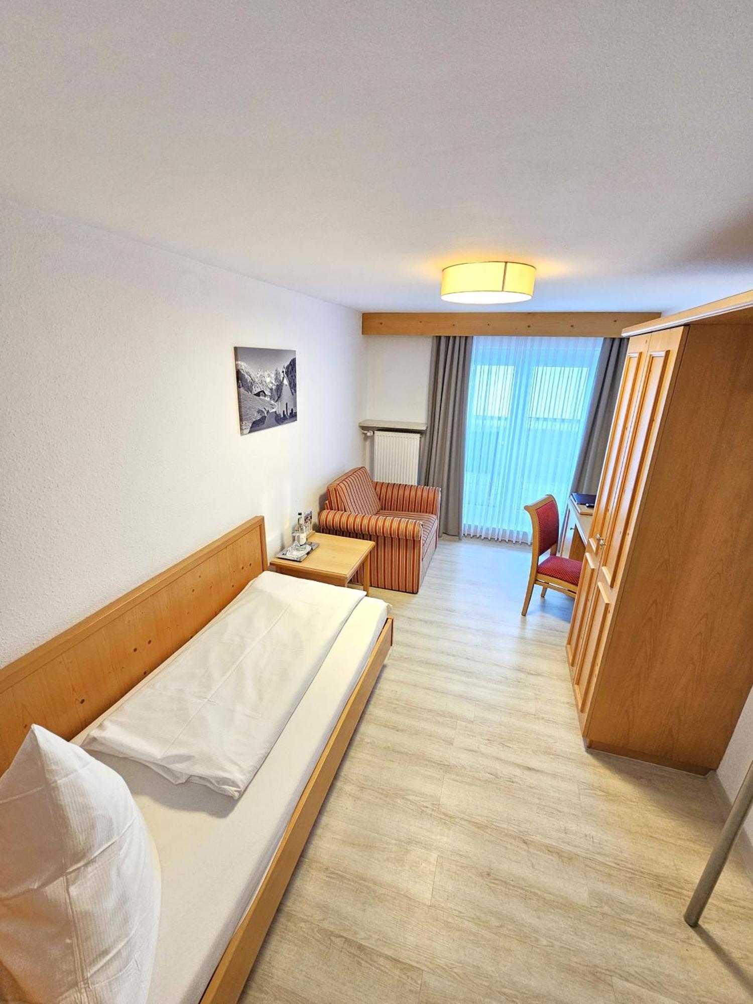 Hotel Cafe Fuggerhof Όμπερσντορφ Εξωτερικό φωτογραφία