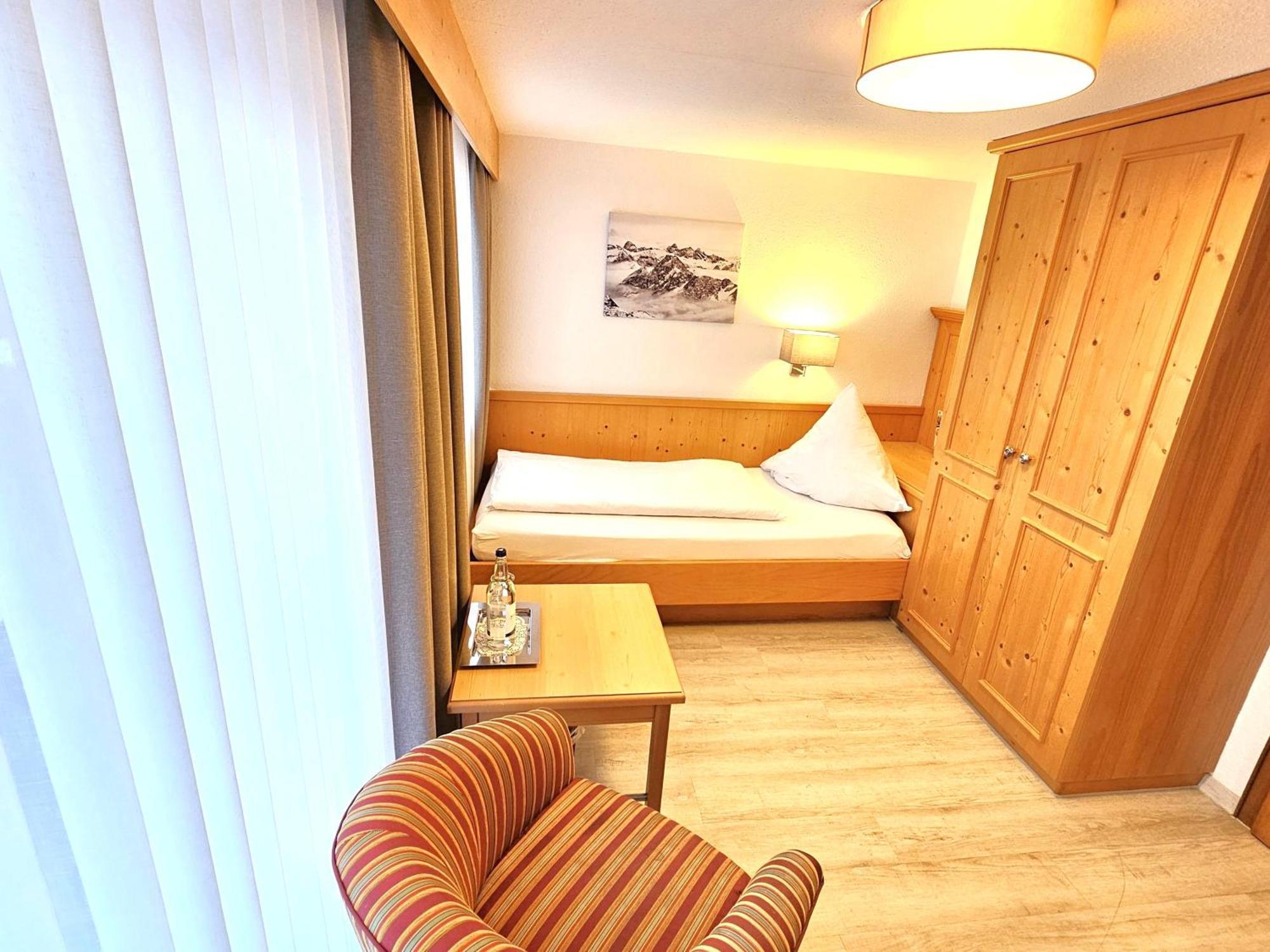 Hotel Cafe Fuggerhof Όμπερσντορφ Εξωτερικό φωτογραφία